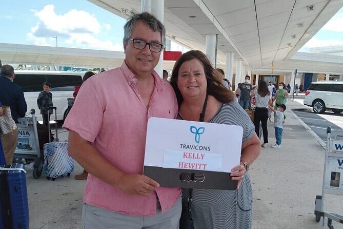 Private Airport Transportation in Mexico - What You Get Onboard: Sparkling Wine, Beer, Soda, or Water