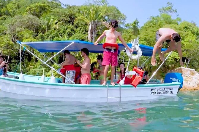 Private Boat Tour to Yelapa with Snorkeling and Waterfall Hike - Meeting at Los Muertos and what to expect from a 9:30 am start