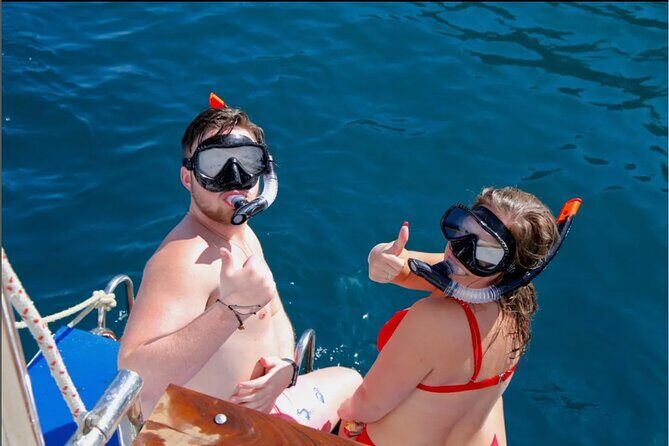 Private Cabo 35ft cat experience Food and open bar included! - The bay route: Lovers Beach, the Arch selfie moment, and Pelican Rock