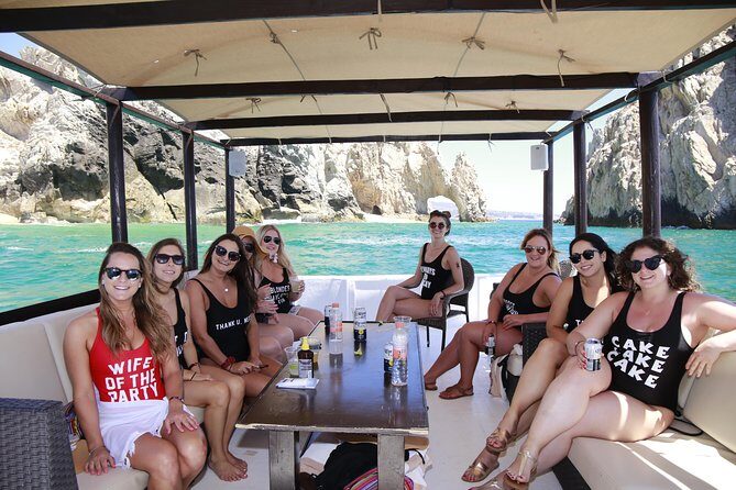 Private Cabo 35ft cat experience Food and open bar included! - Price and passenger count: what $2,235 per group really buys