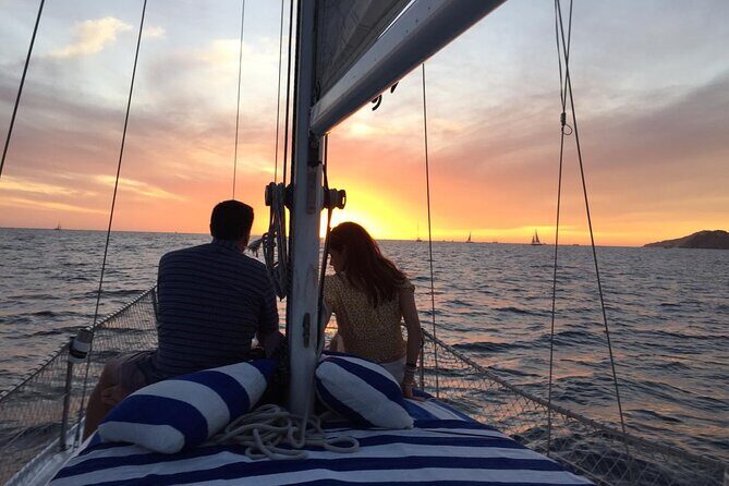 Private Cabo San Lucas Sunset Cruise on 33´ sailboat - Key things to know before you go