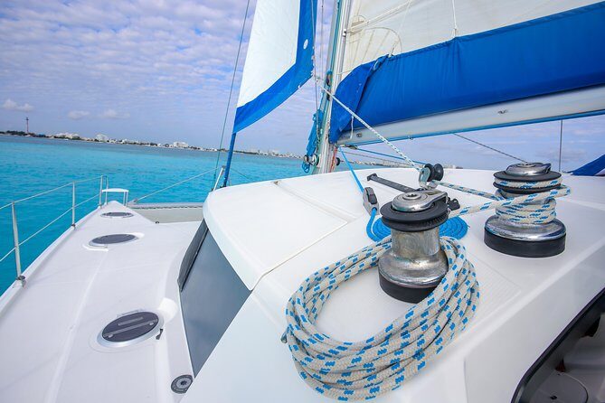 Private Catamaran from Cancun to Isla Mujeres | For up to 30 pp - Price and group sizing: what $1,668 really means