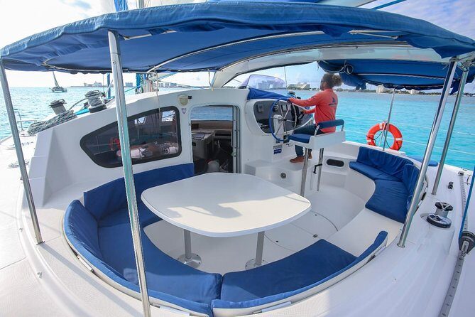 Private Catamaran from Cancun to Isla Mujeres | For up to 30 pp - Stop 1: Museo Subacuatico de Arte plus Manchones reef snorkeling
