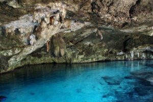 Private Cenote & Cave – Playa del Carmen, Mayan Culture & Fossils - What you do in the cave: walk, swim, and keep moving
