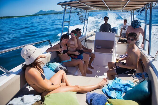 Private Charter: Chica Super Panga 30' - Snorkeling gear and water toys: included playtime without the extra costs
