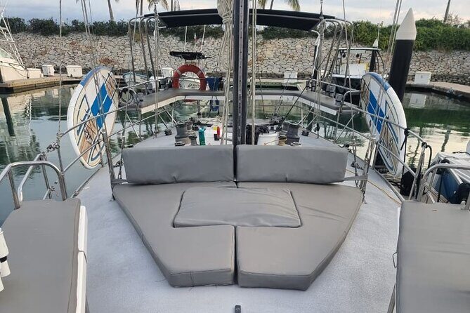 Private Chica SAILING Adventure Puerto Vallarta ALL INCLUSIVE - Whales and Marine Life: Sail in Season for the Best Odds