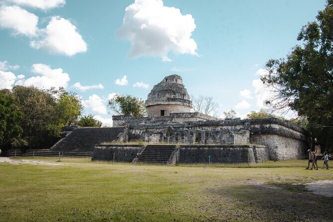 Private Chichen Itza Early Morning Archaeological Tour - Gran Juego de Pelota: the ball court as sacred storytelling