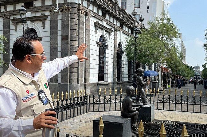 Private City Tour Guadalajara and Tlaquepaque - Paseo de las Artes Chapultepec and Plaza Tapatía: City Flavor Beyond the Center