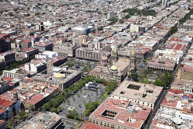 Private Cultural and Gastronomy Tour Full Day Tapatío - A full-day Tapatío plan built around eating and walking smart