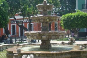 Private Cultural and Gastronomy Tour Full Day Tapatío - From Los Dos Templos to Avenida 16 de Septiembre: city layers under your feet