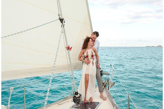 Private Customizable Sailing Tour in Cancun - A private sailboat day in Cancun, built for your pace