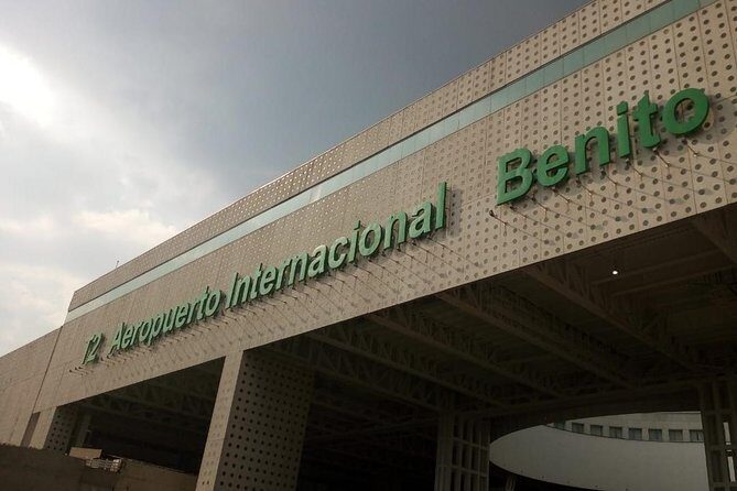 Private Departure Transfer: Hotel to Mexico City Airport - The drive to Benito Juárez Airport: what 30 minutes really means