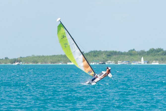 Private Eco-Tour on a Recreational Catamaran with Kayaks Included - Food, drinks, and the comfort details that keep the vibe easy