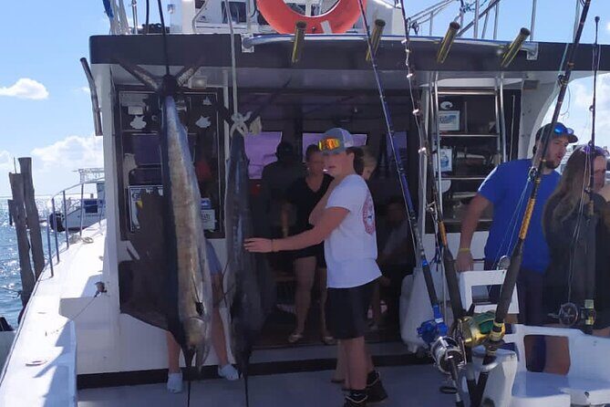 Private fishing charter Boat 48ft 12 pax Good Marlin and Sailfish - What’s included (and what you pay at the marina)