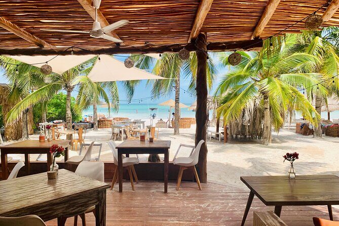 Private flight to Holbox from Cancun - Should You Book This Private Flight to Holbox?
