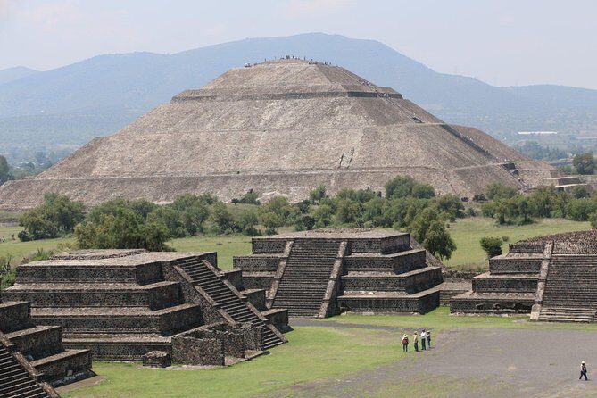 Private from Mexico City: Pyramids of Teotihuacan & Basilica of Guadalupe - How the guide improves the experience (even if you think you know the basics)