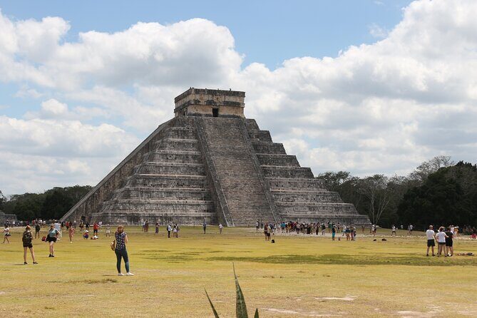 Private Full-Day Guided Chichen Itza Tour with Lunch - Valladolid Colonial Town: Where the Break Becomes the Best Part
