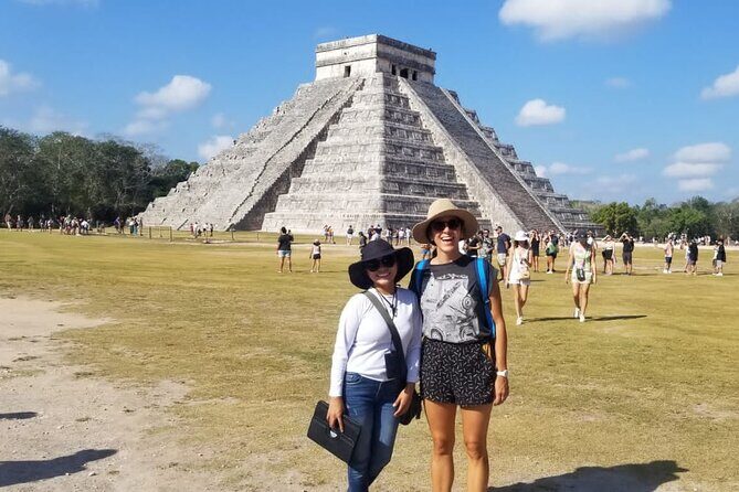 Private Guide Service in the Archaeological Zone of Chichen Itza - Meeting Point and How the Timing Works on the Ground