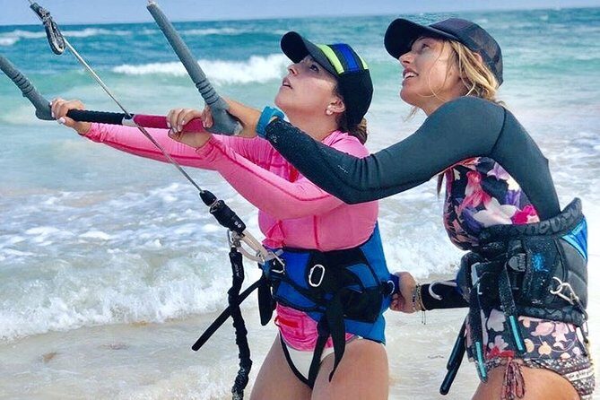 Private Kiteboarding Lesson in Tulum - In-Water Progression: Body Drag Upwind to Power Strokes