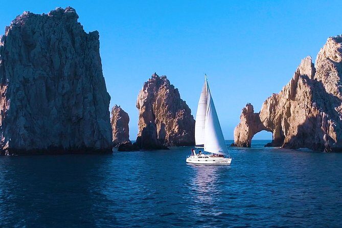 Private Luxury 42ft Sailing with Snorkeling in Los Cabos - Pelican Rock snorkeling: the star stop