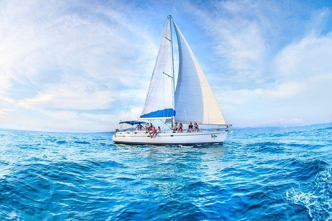 Private Luxury Sailing Cruise in Los Cabos with Lunch and Open Bar - Lunch on board + unlimited drinks: what the meal and vibe are like