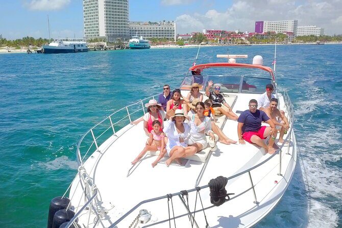 Private Luxury Yacht 55FT Rental in Cancun - The Captain and Crew: Why a Small Team Matters