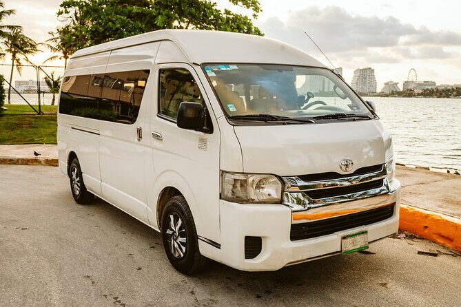 Private Minivan: Huatulco International Airport (HUX) - Price and Value: What $26.50 Per Person Really Buys You