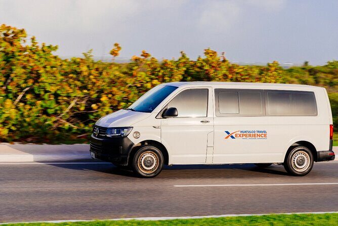 Private One-Way or Roundtrip Transportation to Huatulco Hotels - Luggage limits, comfort rules, and whether it’s worth booking