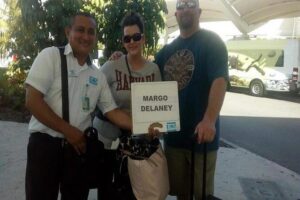 Private one-way transfer Airport - Playa del Carmen. - Meeting your driver at Cancun International: where to stand and what to look for