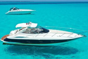 Private Premium Yacht 46FT Rental in Cancún - Choose Your Hours: 1–2 Hour Bay Cruise vs Isla Mujeres Day Trips