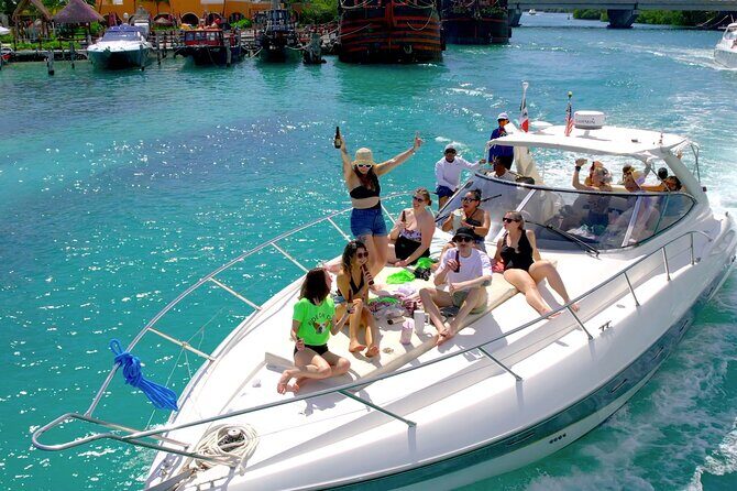 Private Premium Yacht 46FT Rental in Cancún - What You Can Bring: Drinks, Snacks, and the Rules That Matter