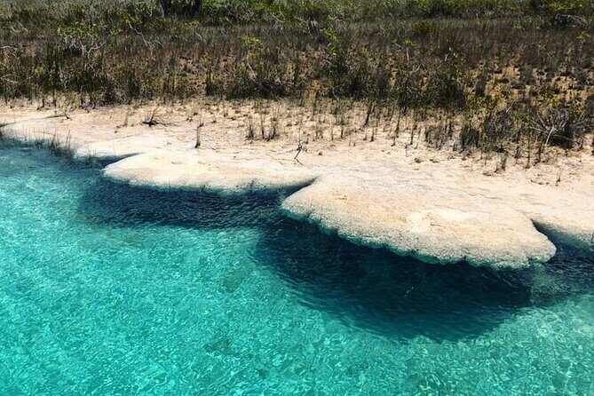 Private Sailboat + Captain for a Day Experience - Private captain-for-a-day in Bacalar: why this format works