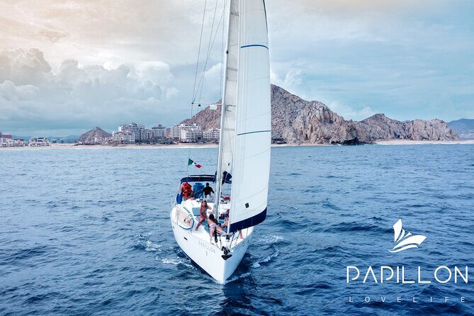 Private Sailboat tour in Cabo San Lucas with Papillon Yachts - Stop 1: Cabo’s Arch and the Sea Lions Connection