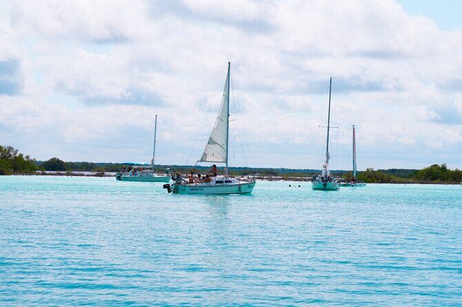 Private Sailing Adventure in Bacalar - Canal de los Piratas: the mangrove sandbank swim