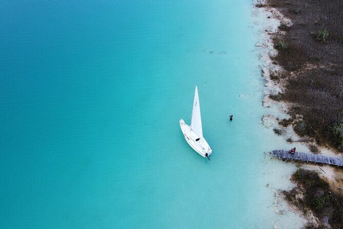 Private sailing tour of Bacalar Lagoon - Pirate Canal: the swim break that feels like a secret