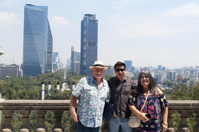 PRIVATE Tour Chapultepec Castle - Views that cost effort but reward you