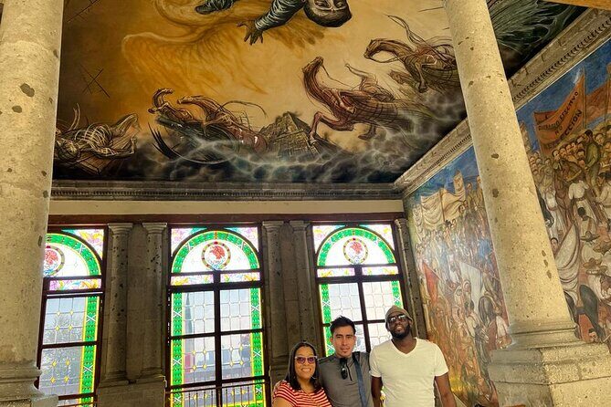 PRIVATE Tour Chapultepec Castle - What to expect on the walk and inside the Castle