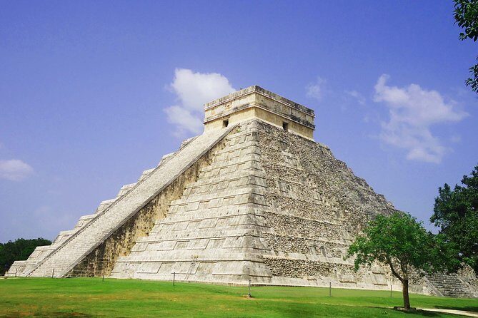 Private Tour Chichén Itzá from Playa del Carmen - A 7:00 am start that actually helps you at Chichén Itzá
