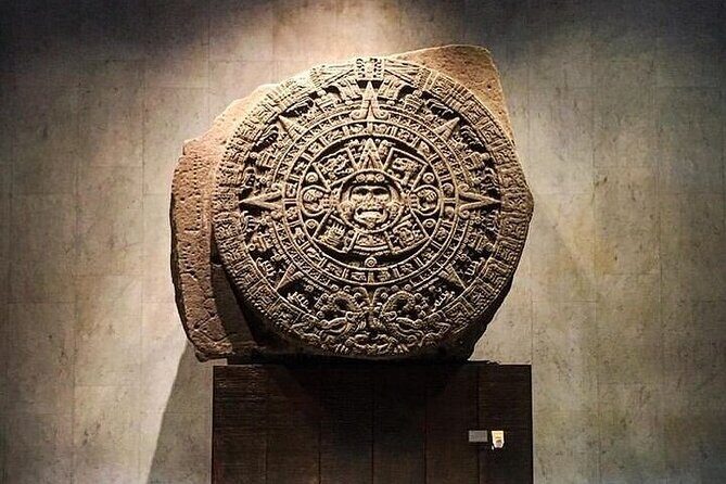 PRIVATE Tour Downtown & Anthropology Museum & Chapultepec Castle - Palacio de Bellas Artes: art, performances, and the building itself