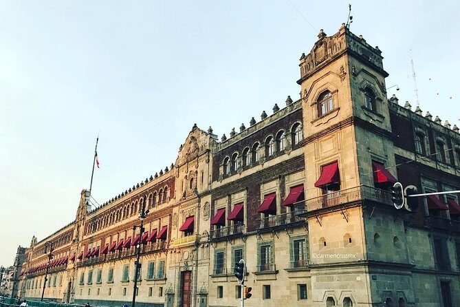 PRIVATE Tour Downtown & Anthropology Museum & Chapultepec Castle - Diego Rivera murals at the Secretaria de Educacion Publica
