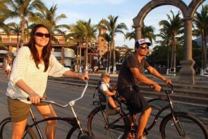 Private Tour in El Malecon Boardwalk Bike Ride - The 2-hour plan: five stops that stack Puerto Vallarta’s best views