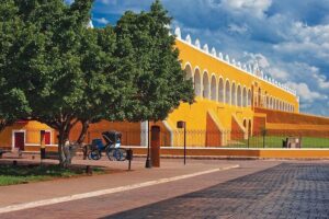 Private Tour Izamal and its ruins plus Mayan Handcraft Workshop - Carriage ride or quad bike: the fun shortcut through town