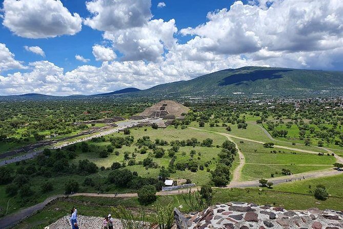 Private Tour of Pyramids of Teotihuacán and Basilica of Guadalupe - Should you book this private Pyramids and Guadalupe tour?