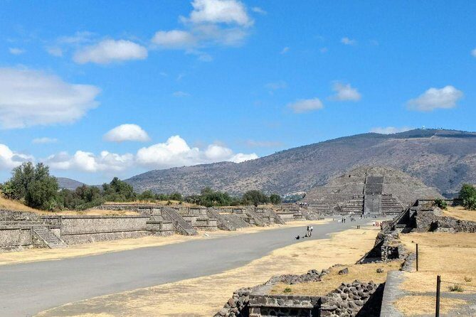 Private Tour: Pyramids of Teotihuacan and Piramides of Atlantes de Tula - Who should book this Tula + Teotihuacan private tour