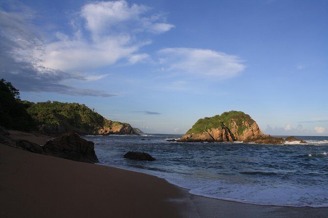 Private Tour Seven Bays, Huatulco HT - Lunch, Food, and the “Do We Stop to Eat?” Question