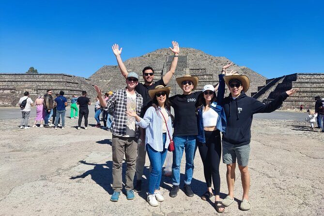 Private Tour: Teotihuacan and Basilica of Guadalupe - Pickup, transport comfort, and how the van sets the tone