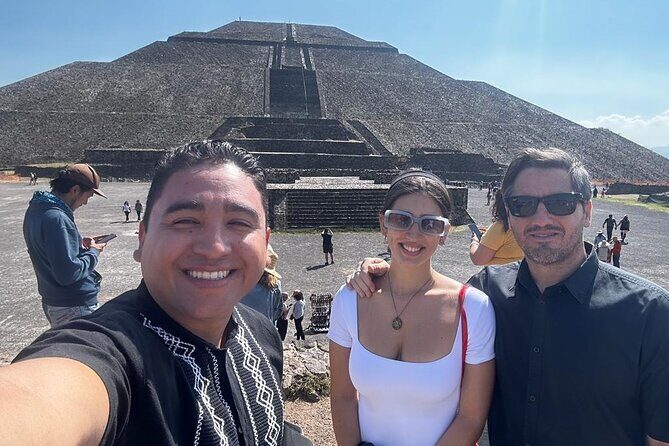 Private Tour: Teotihuacán/Basílica de Guadalupe Hotel Pick Up - Teotihuacán and Guadalupe, the smart way to do a long day