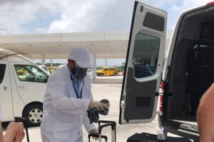 Private Transfer- Airport-Hotel Cancun Up 1 to 5 Passengers - Where to meet at Cancun International Airport without wandering