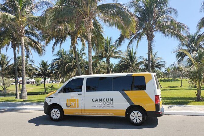 Private Transfer from Cancun Airport to Puerto Morelos - The 30–45 Minute Ride to Puerto Morelos (and Those Nichupte Lagoon Views)