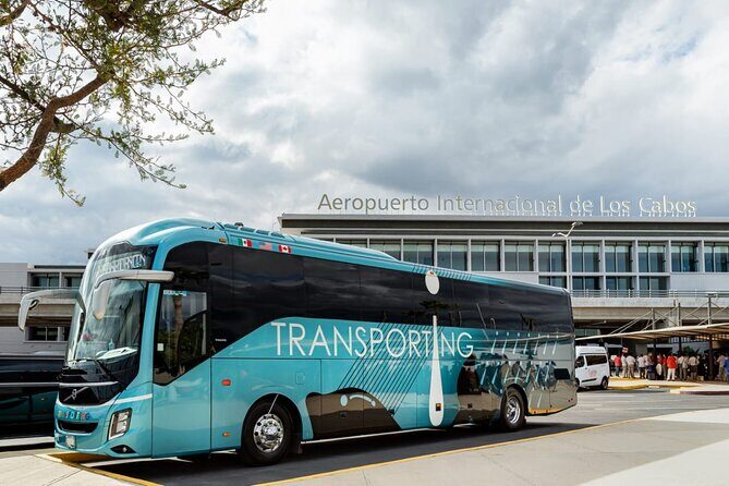 Private Transfer from Los Cabos Airport to Cabo San Lucas - What the Ride Feels Like: Chauffeur Service, Luggage Help, Comfort
